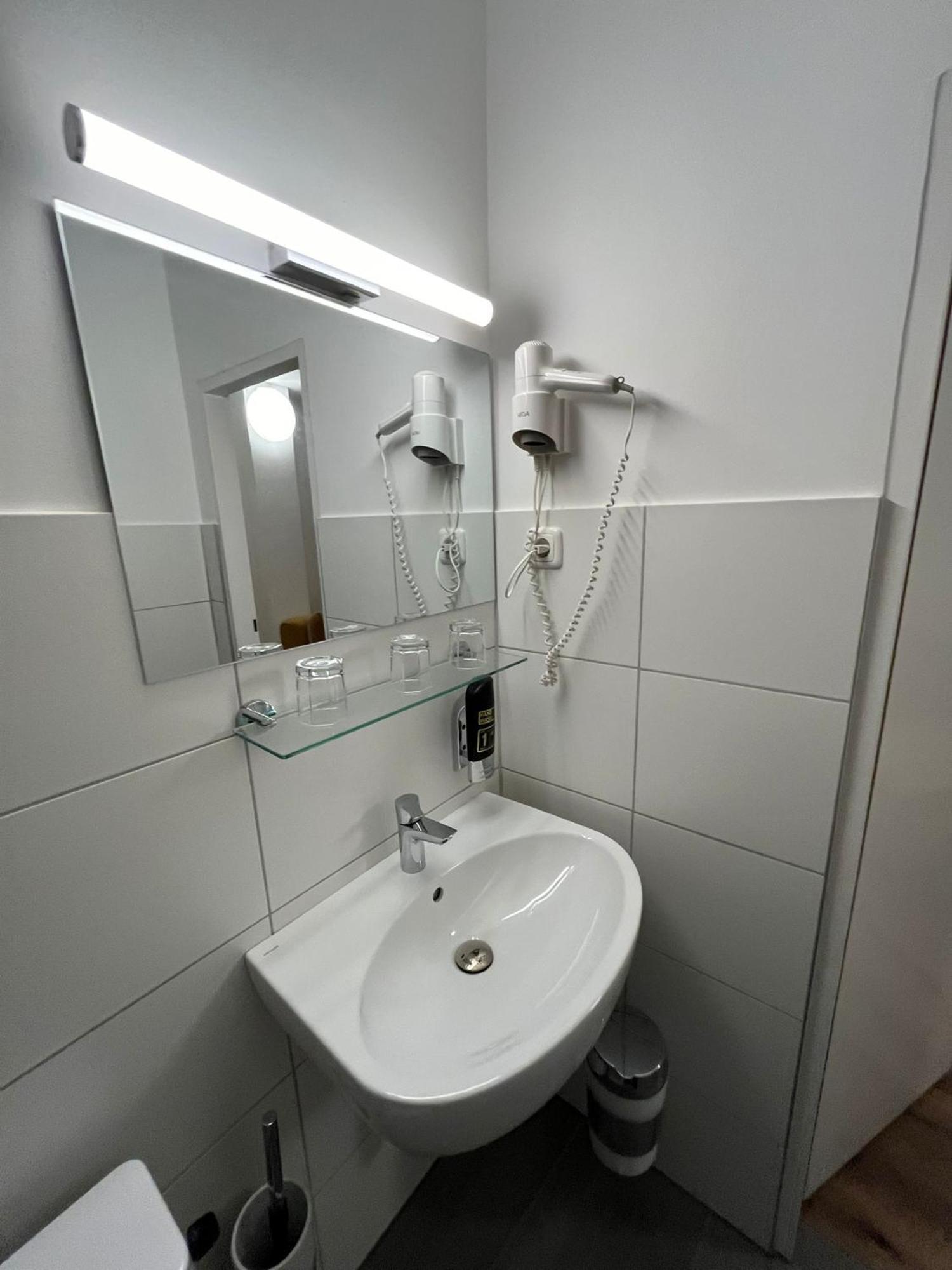 בראונאו אם אין City Hotel Post 20 מראה חיצוני תמונה