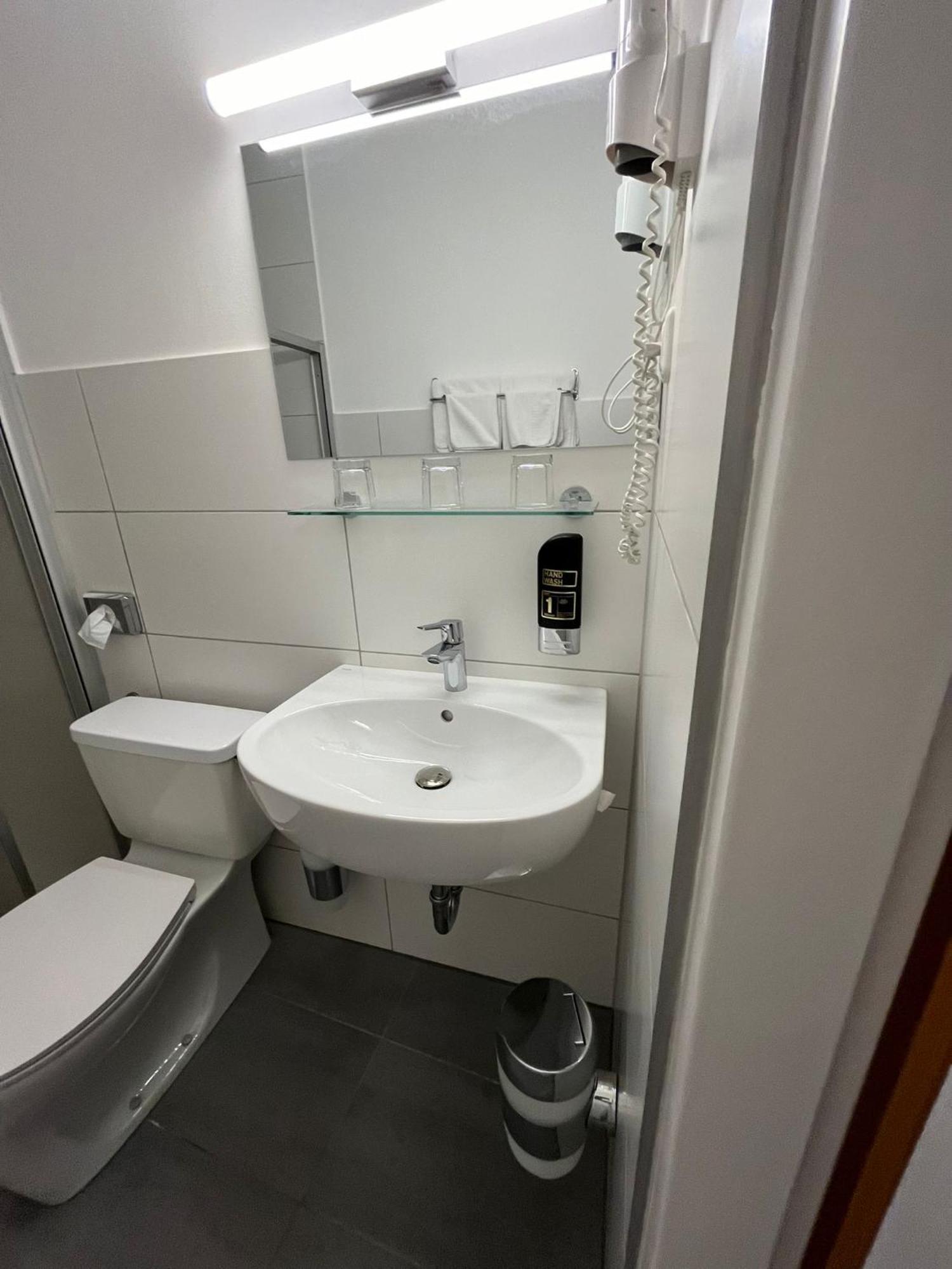 בראונאו אם אין City Hotel Post 20 מראה חיצוני תמונה